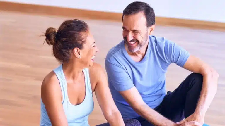 pareja-afore-adultos